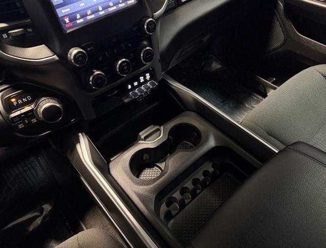 RAM 1500 Big Horn 4x4 Crew Cab 5'7" Box 2021