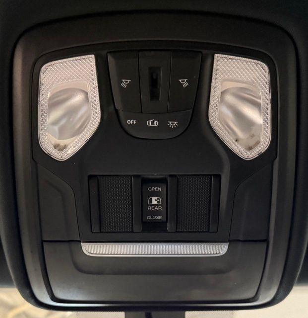 RAM 1500 Big Horn 4x4 Crew Cab 5'7" Box 2021