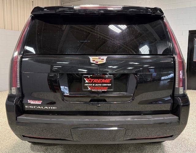 Cadillac Escalade 4WD 4dr Luxury 2020