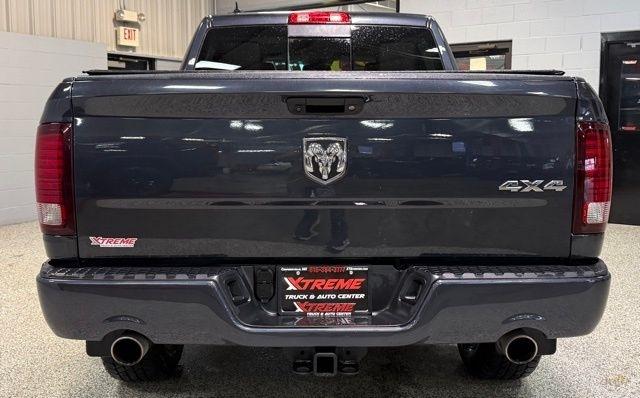 RAM 1500 Sport 4x4 Crew Cab 5'7" Box 2017