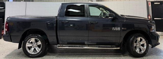 RAM 1500 Sport 4x4 Crew Cab 5'7" Box 2017