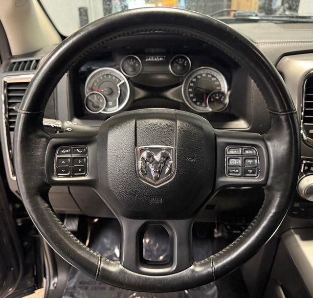 RAM 1500 Sport 4x4 Crew Cab 5'7" Box 2017