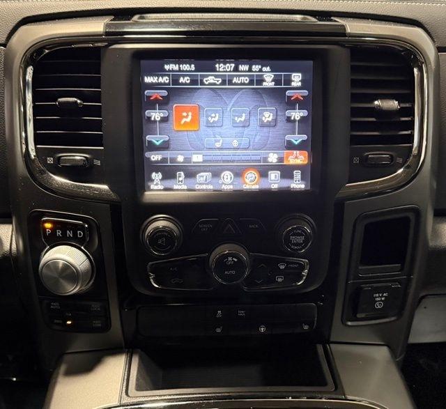 RAM 1500 Sport 4x4 Crew Cab 5'7" Box 2017