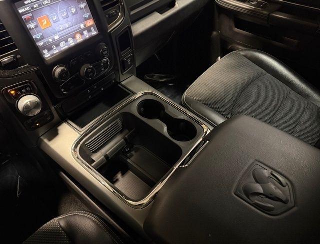 RAM 1500 Sport 4x4 Crew Cab 5'7" Box 2017