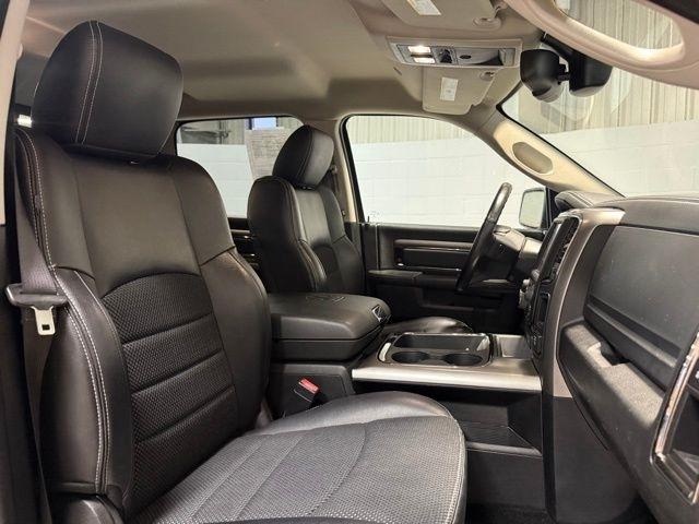 RAM 1500 Sport 4x4 Crew Cab 5'7" Box 2017