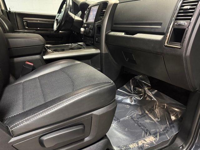 RAM 1500 Sport 4x4 Crew Cab 5'7" Box 2017