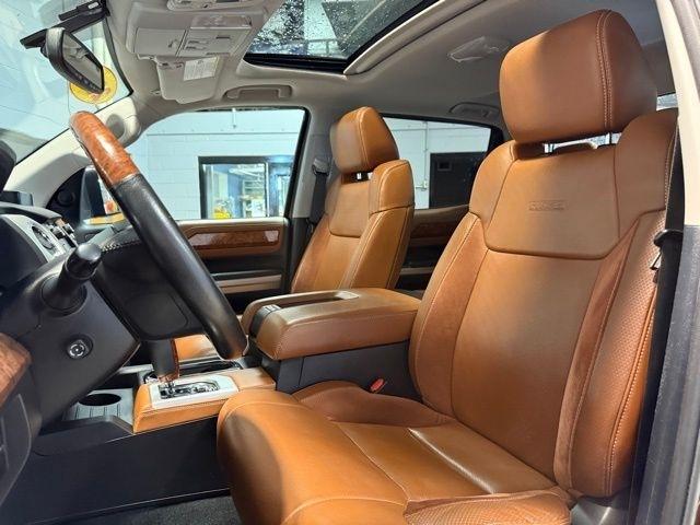 Toyota Tundra 4WD Truck CrewMax 5.7L V8 6-Spd AT Platinum (Natl) 2015