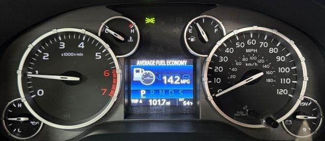 Toyota Tundra 4WD Truck CrewMax 5.7L V8 6-Spd AT Platinum (Natl) 2015