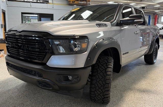 RAM 1500 Big Horn 4x4 Crew Cab 5'7" Box 2020