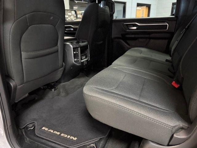 RAM 1500 Big Horn 4x4 Crew Cab 5'7" Box 2020