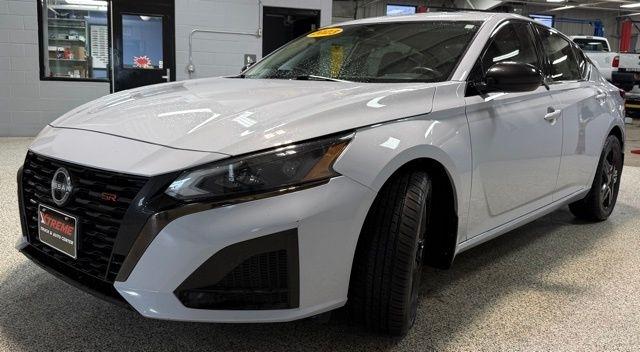 Nissan Altima 2.5 SR AWD Sedan 2023