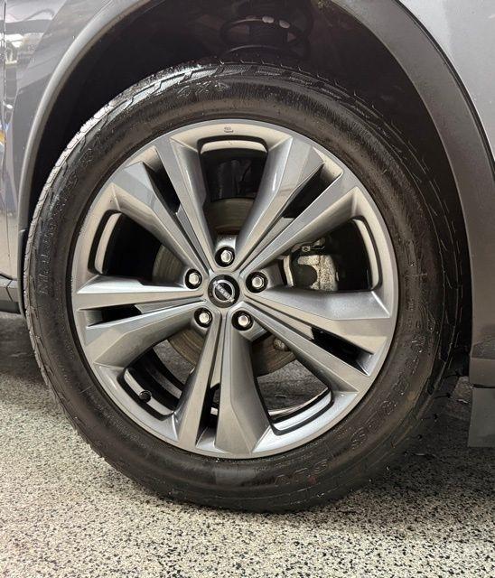 Nissan Murano AWD Platinum 2023