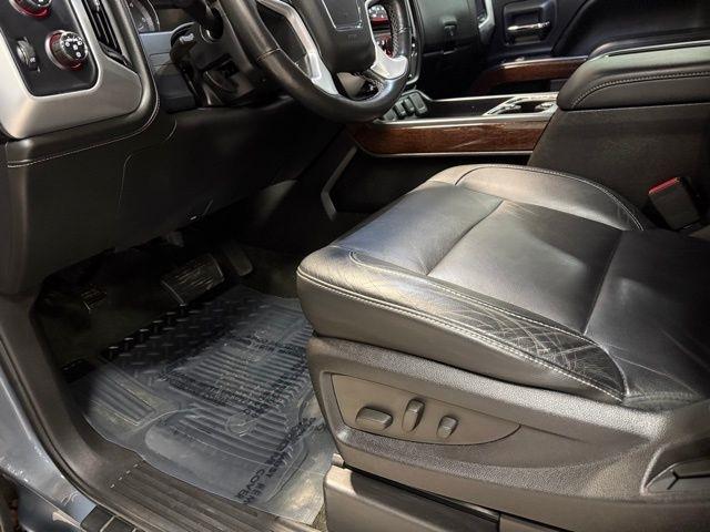 GMC Sierra 1500 4WD Crew Cab 143.5" SLT 2015