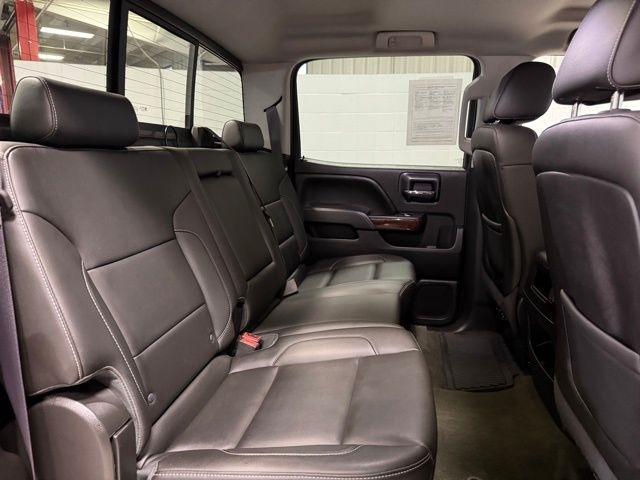 GMC Sierra 1500 4WD Crew Cab 143.5" SLT 2015
