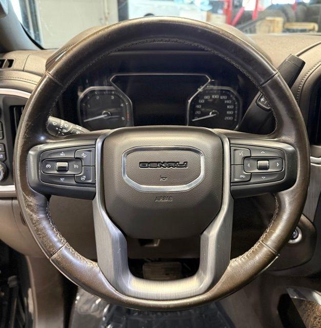 GMC Sierra 2500HD 4WD Crew Cab 172" Denali 2022
