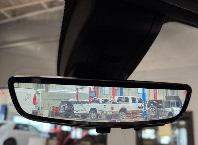 GMC Sierra 2500HD 4WD Crew Cab 172" Denali 2022