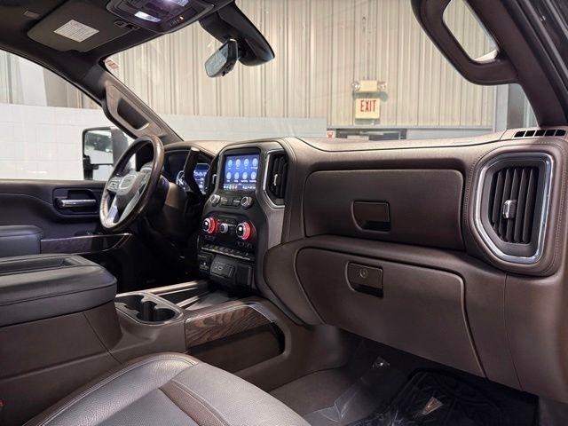 GMC Sierra 2500HD 4WD Crew Cab 172" Denali 2022
