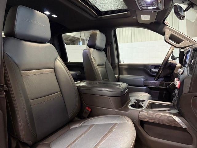 GMC Sierra 2500HD 4WD Crew Cab 172" Denali 2022