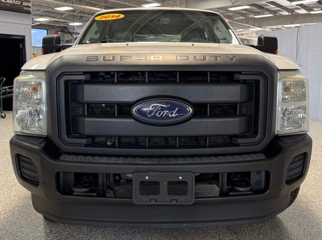 Ford Super Duty F-250 SRW 4WD Crew Cab 156" XL 2014