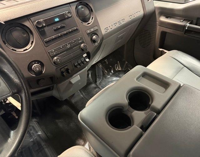 Ford Super Duty F-250 SRW 4WD Crew Cab 156" XL 2014