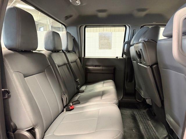 Ford Super Duty F-250 SRW 4WD Crew Cab 156" XL 2014