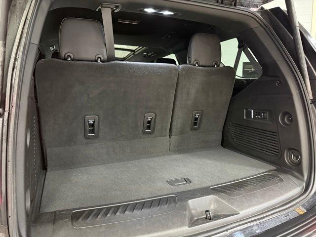GMC Yukon 4WD 4dr SLT 2023