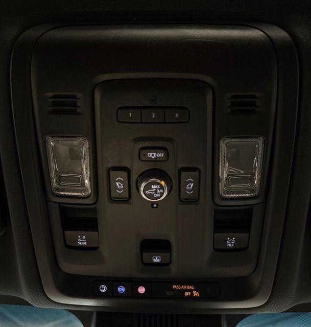 GMC Yukon 4WD 4dr SLT 2023