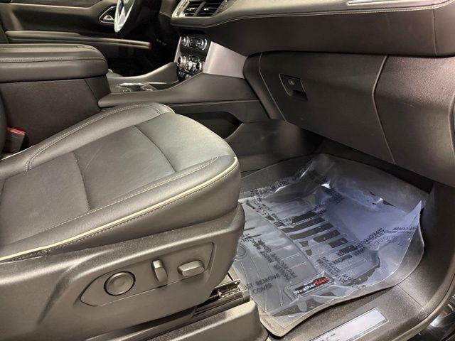 GMC Yukon 4WD 4dr SLT 2023