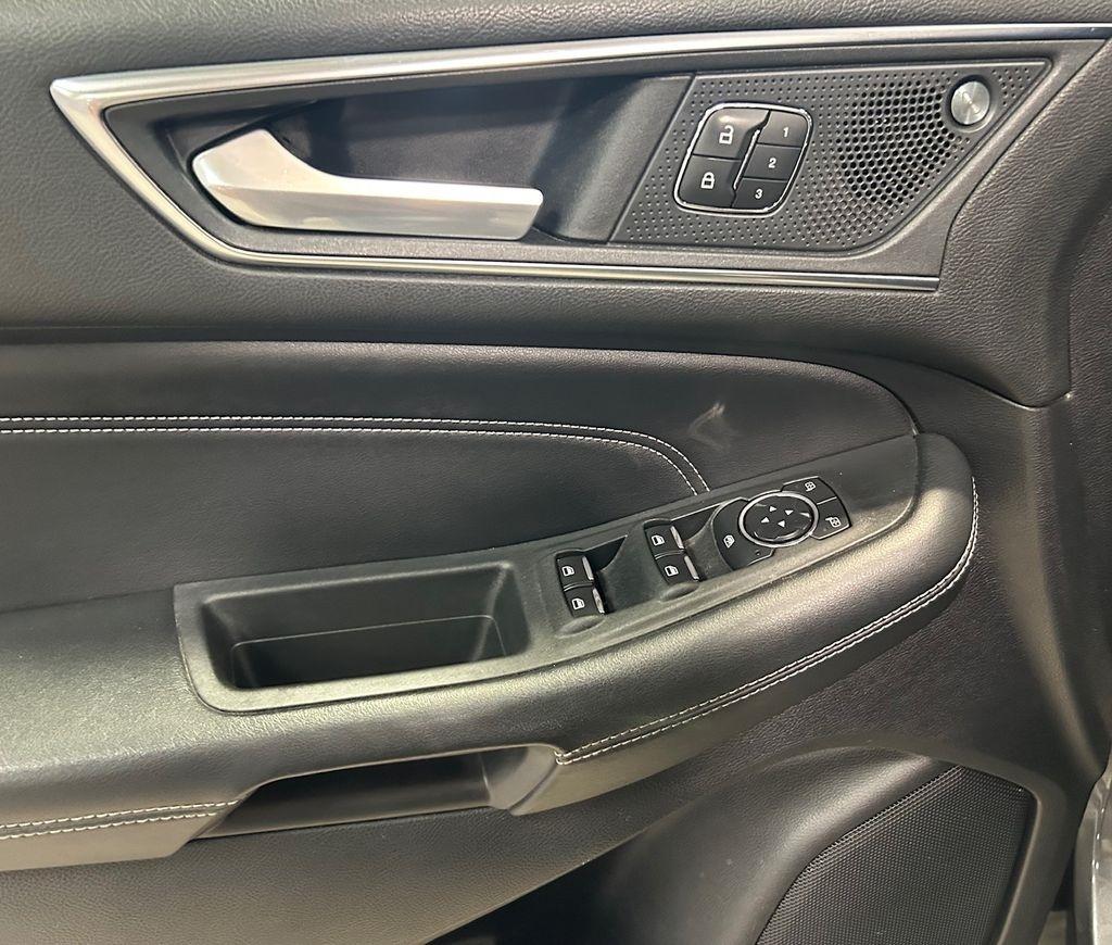 Ford Edge Titanium AWD 2021