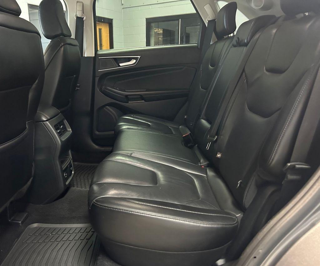 Ford Edge Titanium AWD 2021