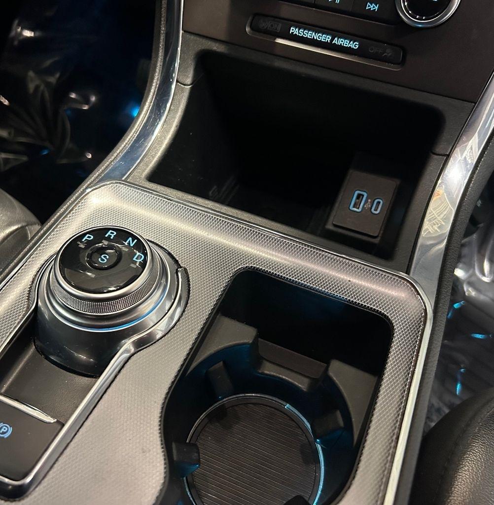 Ford Edge Titanium AWD 2021