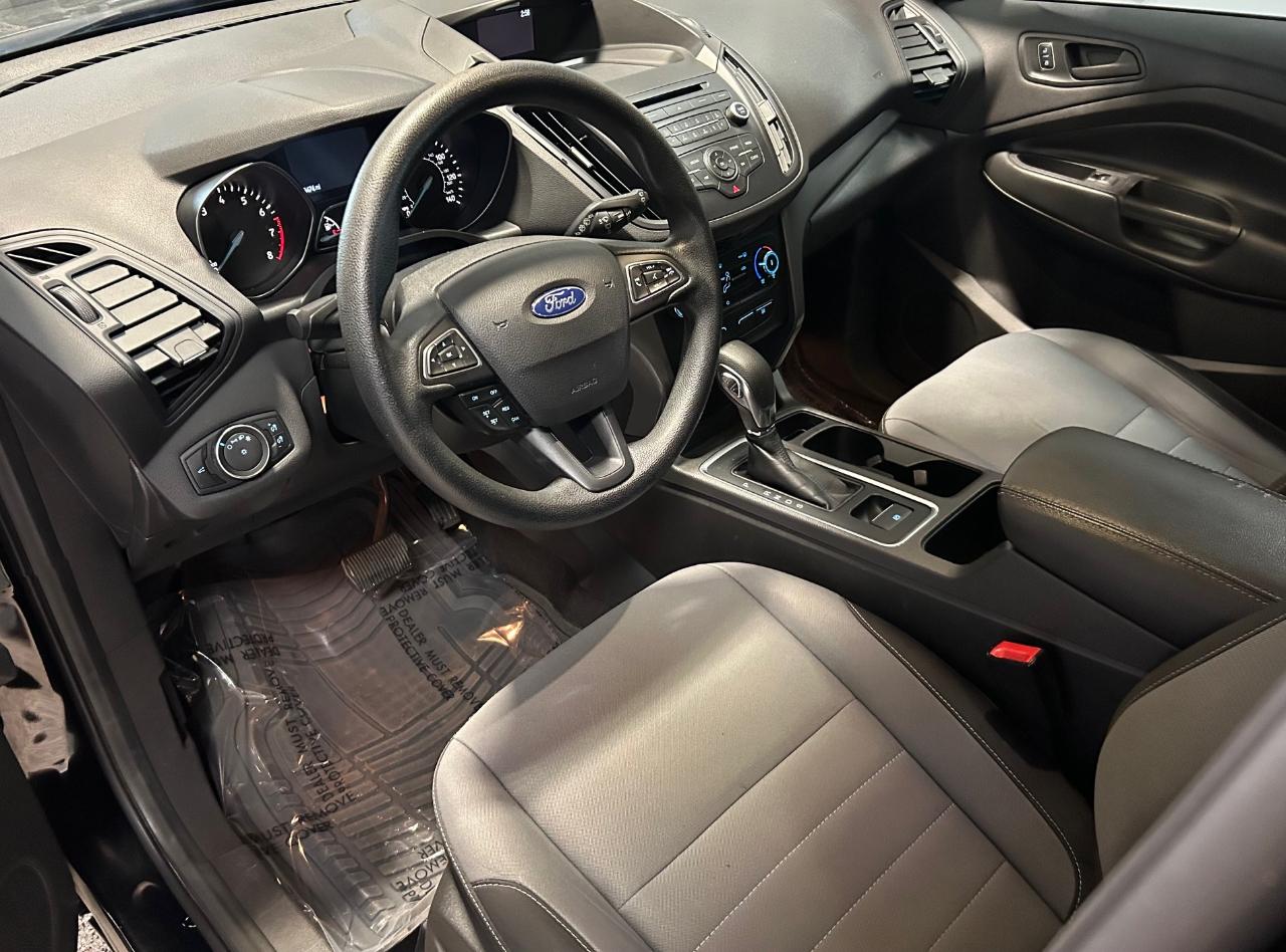 Ford Escape S FWD 2018