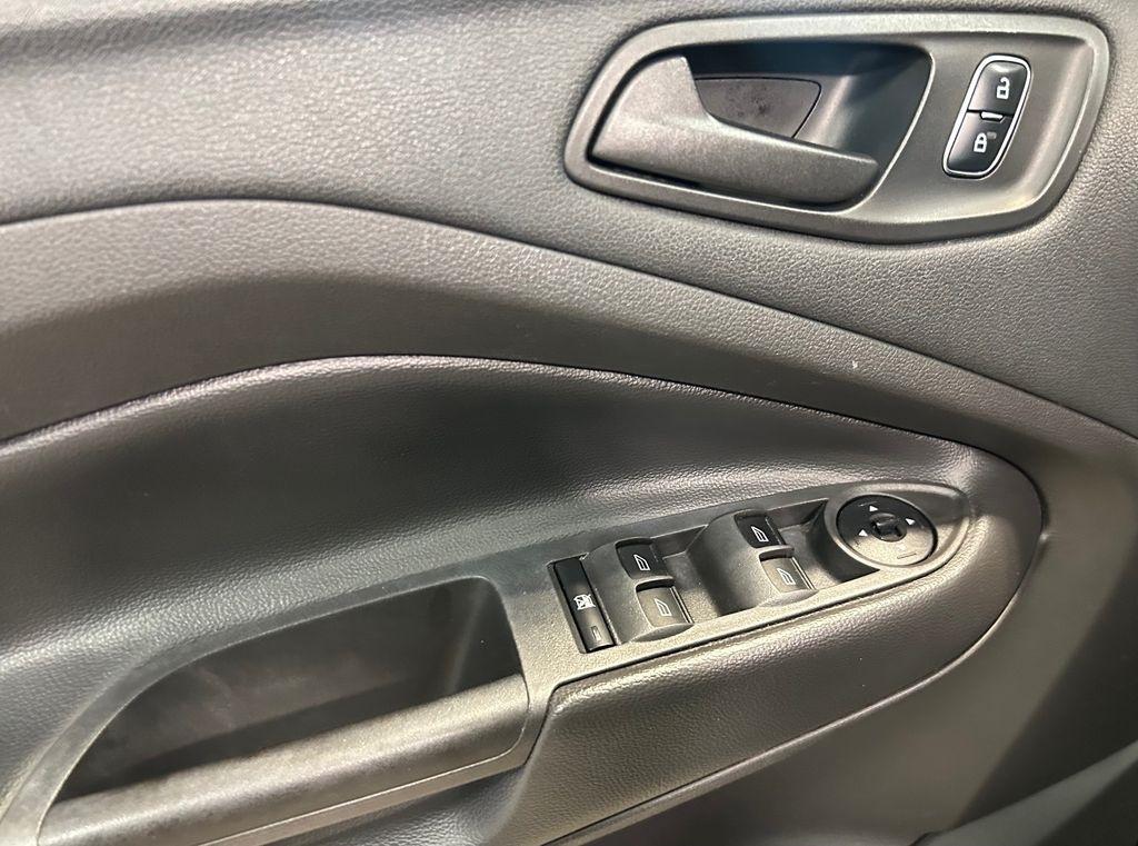 Ford Escape S FWD 2018