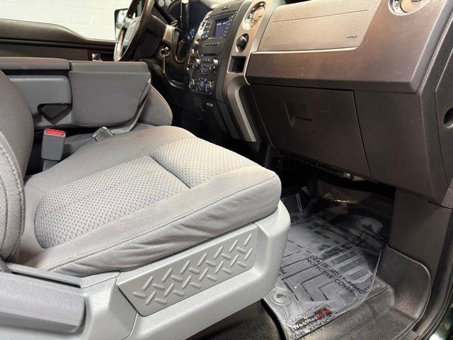 Ford F-150 4WD SuperCrew 145" Platinum 2013