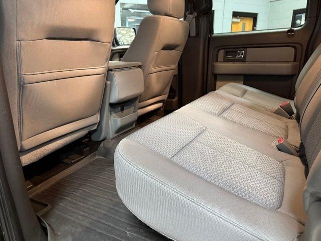 Ford F-150 4WD SuperCrew 145" Platinum 2013