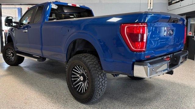 Ford F-150 XLT 4WD SuperCab 8' Box 2023