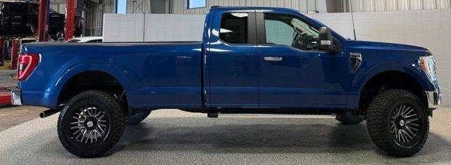 Ford F-150 XLT 4WD SuperCab 8' Box 2023