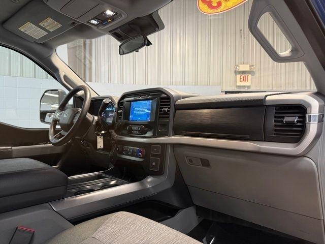 Ford F-150 XLT 4WD SuperCab 8' Box 2023