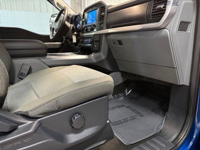 Ford F-150 XLT 4WD SuperCab 8' Box 2023