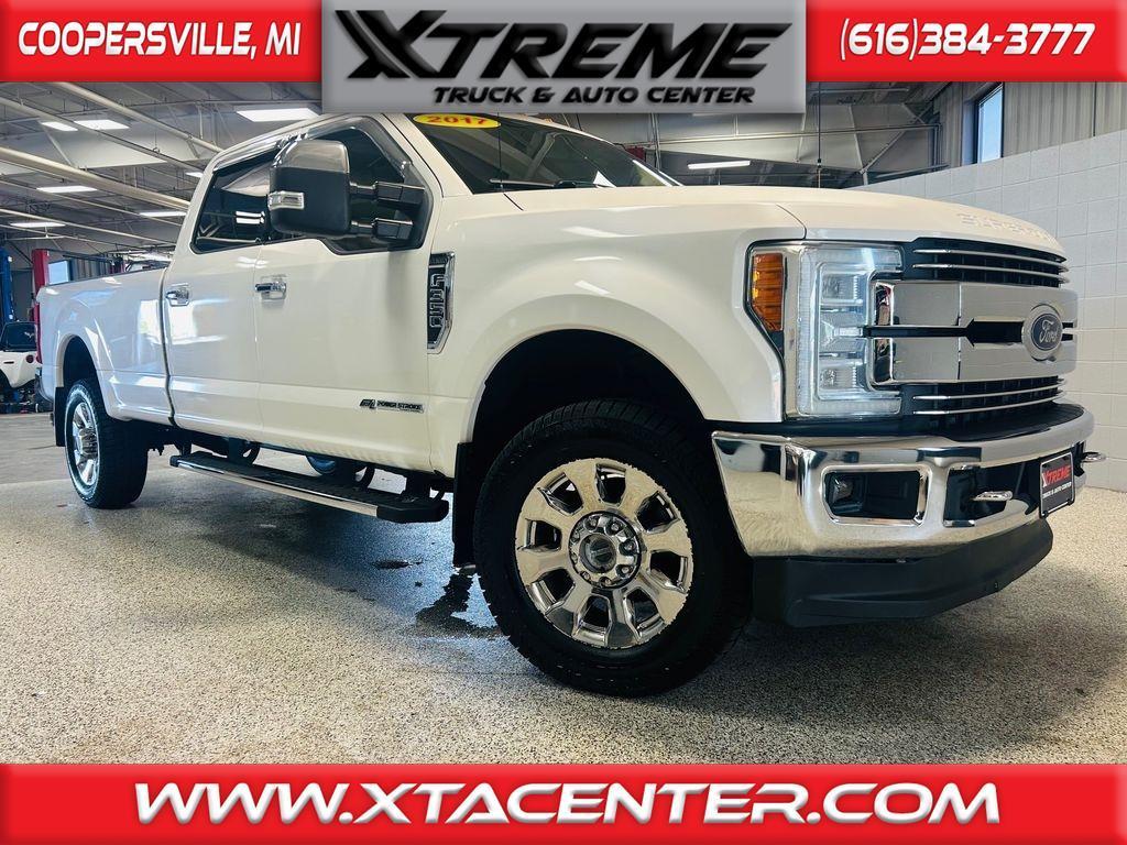 Ford Super Duty F-350 SRW Lariat 4WD Crew Cab 8' Box 2017