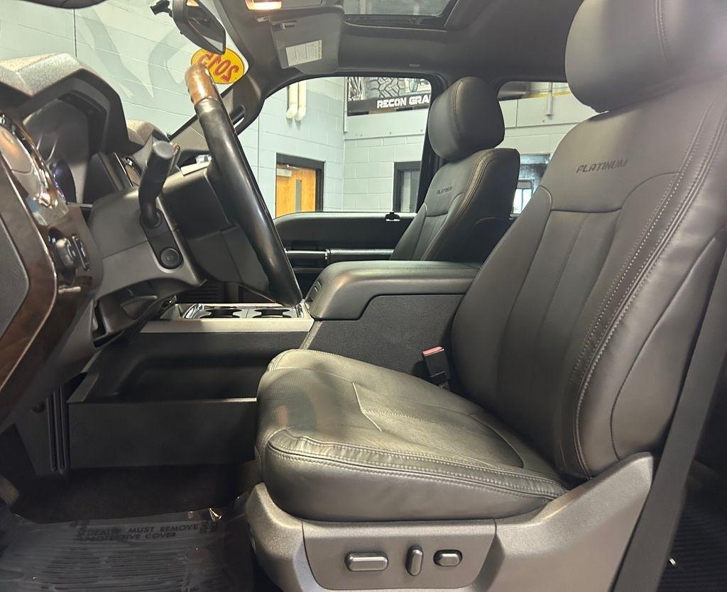 Ford Super Duty F-250 SRW 4WD Crew Cab 172" Platinum 2015