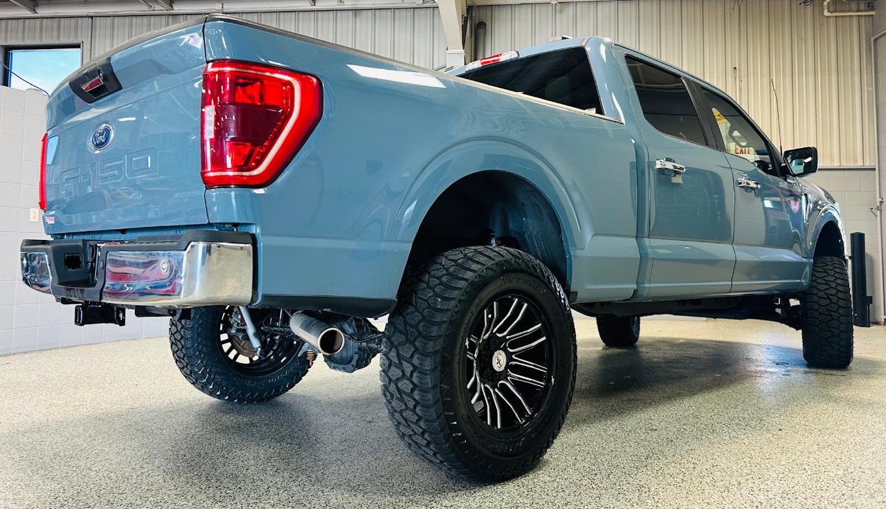Ford F-150 XLT SuperCrew 4WD 2023