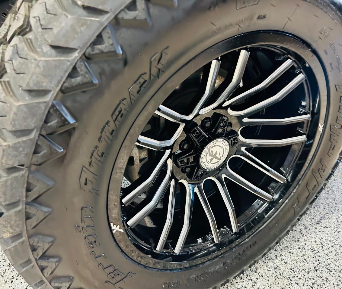 Ford F-150 XLT SuperCrew 4WD 2023
