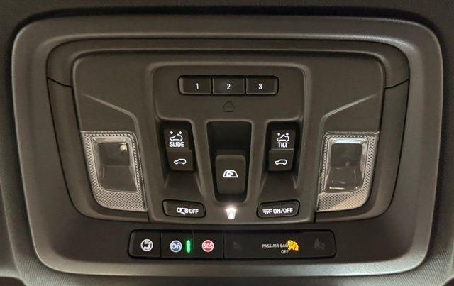 Chevrolet Silverado 1500 4WD Crew Cab 157" High Country 2023