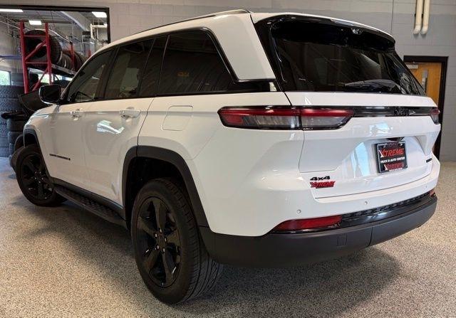 Jeep Grand Cherokee Limited 4x4 2024