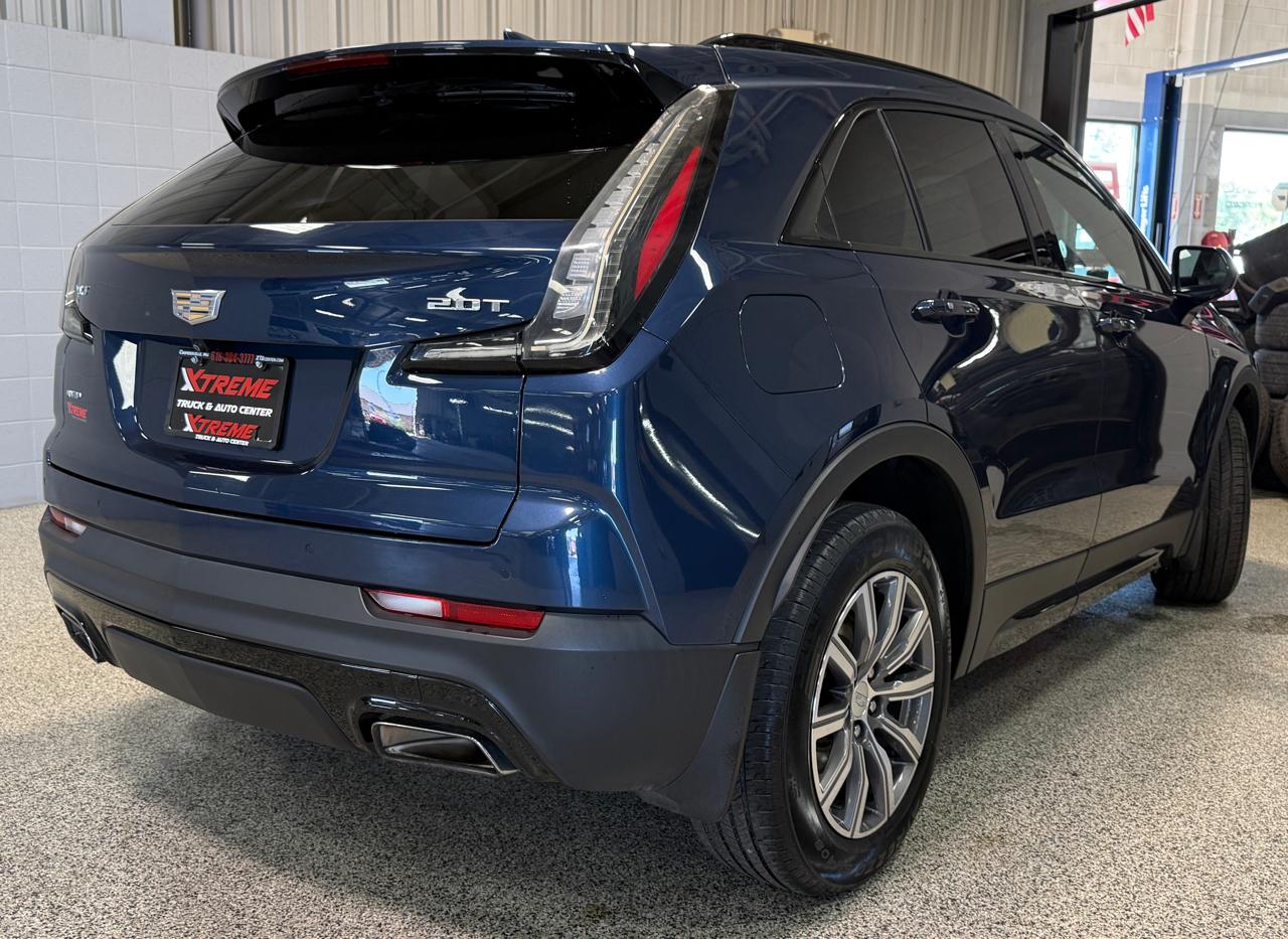 Cadillac XT4 AWD 4dr Sport 2019