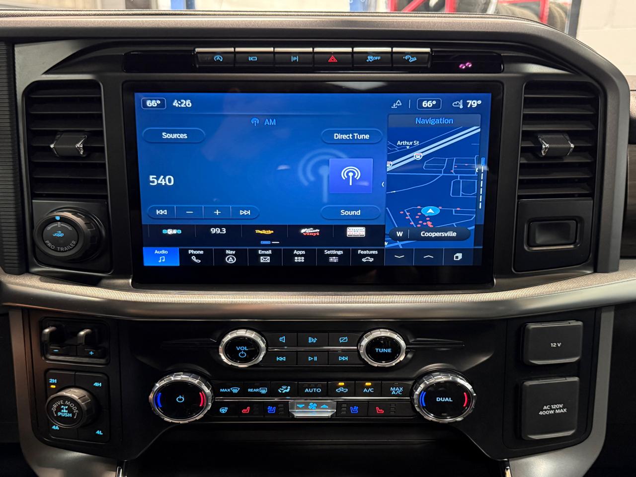 Ford F-150 Lariat 4WD SuperCrew 5.5' Box 2024