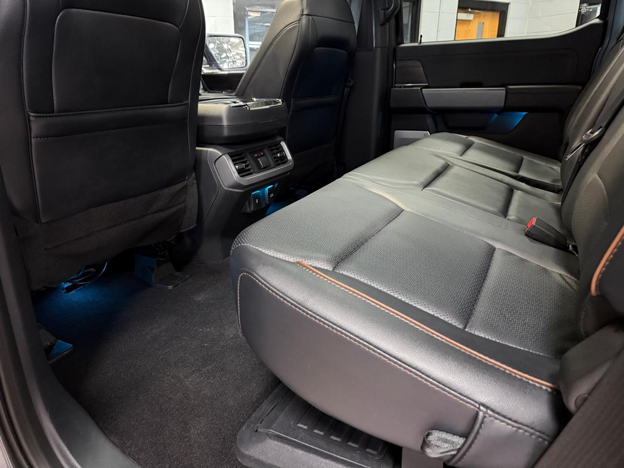 Ford F-150 Lariat 4WD SuperCrew 5.5' Box 2024