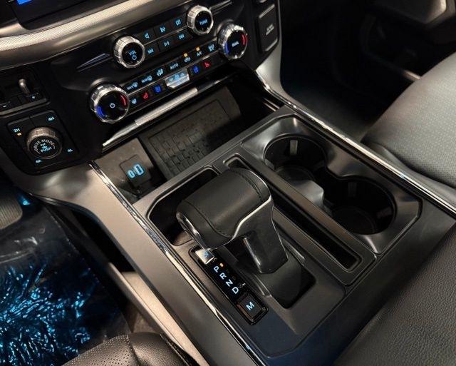 Ford F-150 Lariat 4WD SuperCrew 5.5' Box 2024