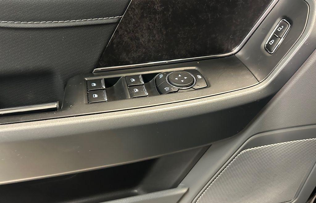 Ford F-150 XLT 4x4 SuperCrew 2023